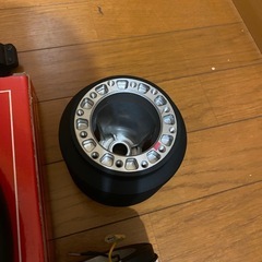 MOMO ステアリング　NRGクイックリリース　トヨタ86ステアリングボス　セットの画像