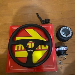 MOMO ステアリング　NRGクイックリリース　トヨタ86ステアリングボス　セット