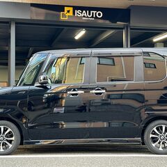 ☆ホンダ　Ｎ－ＢＯＸカスタム☆車検Ｒ８年５月までの画像