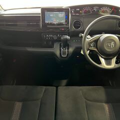 ☆ホンダ　Ｎ－ＢＯＸカスタム☆車検Ｒ８年５月までの画像