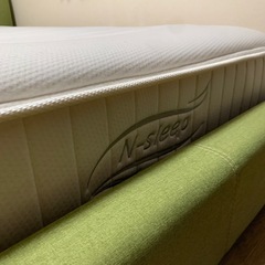 セミダブルベッドの画像