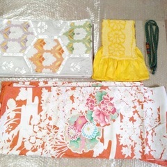 ● J) 豪華絢爛 正絹 振袖 オレンジ系 牡丹 刺繍 桐 菊 帯 六通 色彩 花模様 帯揚げ 帯締め 身丈153cm 成人式 結婚式 中古 4点セット ③の画像
