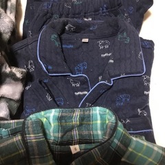 男の子寝巻きセットの画像