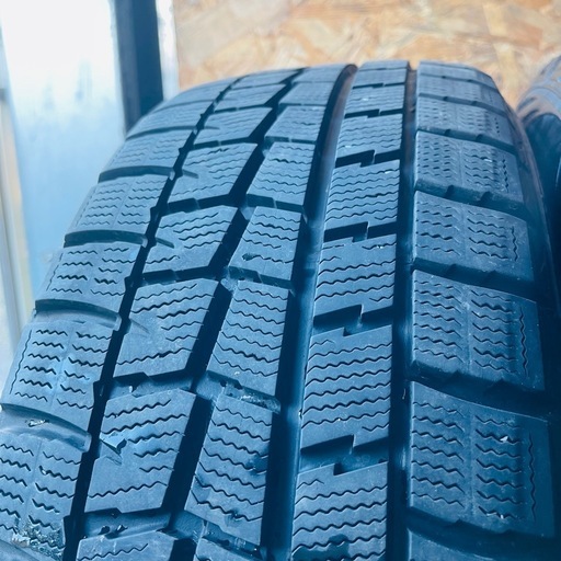 バリ山　DUNLOP ダンロップ　WM01 215/55R17 スタッドレス　タイヤ　2016年製　17インチ