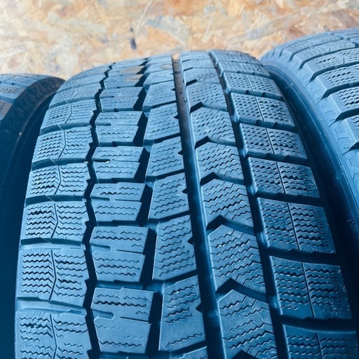 バリ山　DUNLOP ダンロップ　WM02 235/50R18 スタッドレス　タイヤ　2017年製　18インチ