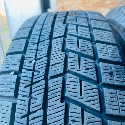極上タイヤ　YOKOHAMA ヨコハマ　IG60 195/65R15 スタッドレス　タイヤ　2021年製　15インチ