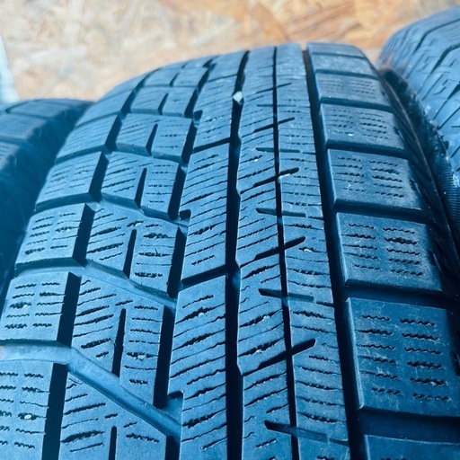 バリ山　YOKOHAMA ヨコハマ　IG60 195/65R15 スタッドレス　タイヤ　2019年製　15インチ