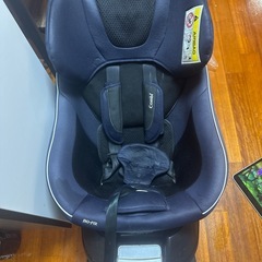 combiチャイルドシートの画像