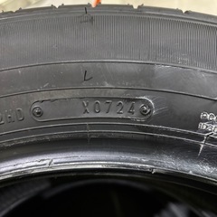 お値下げしました　
ハリアー（80系）225/60R18 新車装着タイヤ4本セット　美品の画像