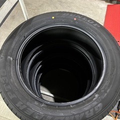 お値下げしました　
ハリアー（80系）225/60R18 新車装着タイヤ4本セット　美品の画像