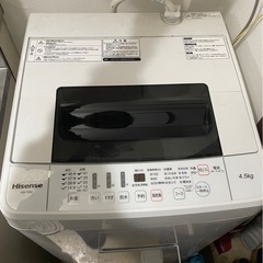 清潔感のあるホワイトの洗濯機