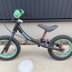 子供用ペダル無し自転車