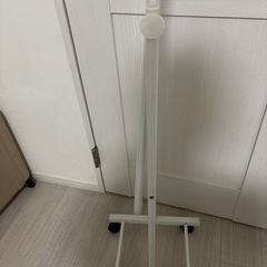 【予定決定済】キャスター付きスタンドミラーホワイトの画像