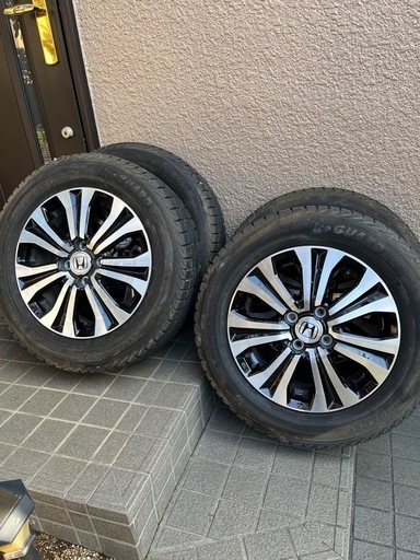 スタッドレス　YOKOHAMAアイスガード付き　HONDAフリードスパイクハイブリッド用　純正アルミホイール美品