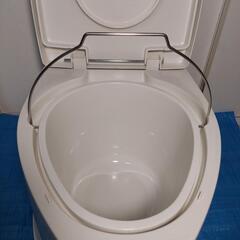 ★ポータブルトイレSP(O型便座カバー付&廃棄用取手付)◎【新品未使用品】の画像