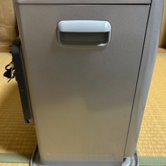 石油ファンヒーター(月末廃棄します)の画像