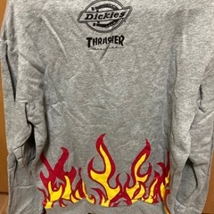 決まりました！お値下げ中！ THRASHER×Dickies  メンズトレーナー·スウェットの画像