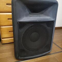 2台パワードスピーカー　PEAVEY IMPULSE-1012P