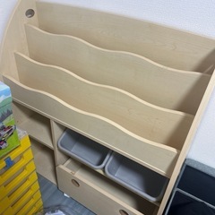 絵本棚