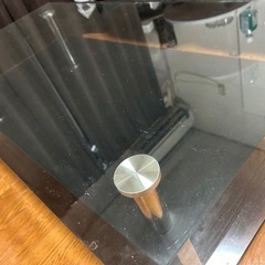 ガラステーブル
