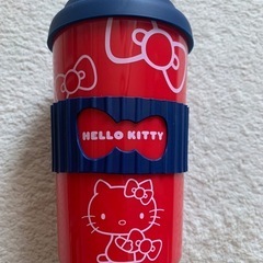 無料　未使用 Hello Kittyタンブラー（スリーブ付）の画像