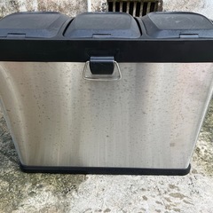 ゴミ箱 3分別 横型 ペダル式ごみ箱ダストボックス　ガベージ 🍉プロフ必読の画像