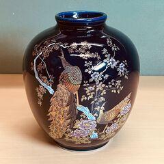 有田焼 仙木窯 花瓶（孔雀）H19cm