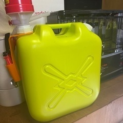 トヨトミ 石油ストーブ　タンク付き の画像