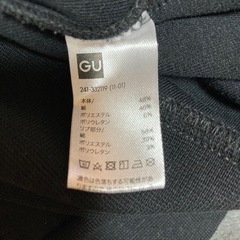 GU レディース　M パーカー　黒　無地の画像