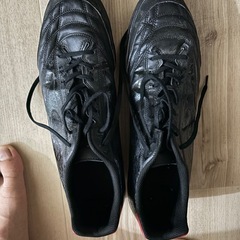 サッカー靴「ミズノ」と「ADIDAS」値下がりは可能の画像
