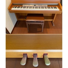 （交渉中）値下げしました！【YAMAHA】電子ピアノ クラビノーバ　椅子付きの画像
