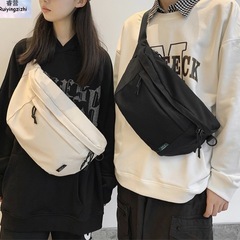 新品　ボディバッグ　ショルダーバッグ　黒　ブラック　大容量　多収納　3ポケットの画像