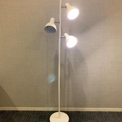 スタンド照明の画像