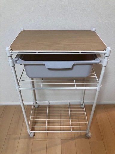 【受渡者決定済】ニトリ　スチールラック3段ホワイト