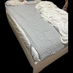 IKEA ダブルベッド　ASKVOLL アスクヴォル