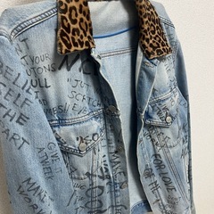 GUCCIジージャン　レオパレード柄の画像