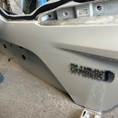 プリウスPHV 　バックドア（ハッチ）の画像