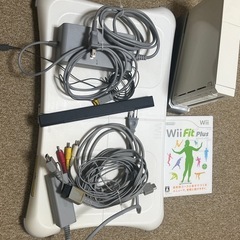 ニンテンドーWii フィットプラス　ボード　フルセット