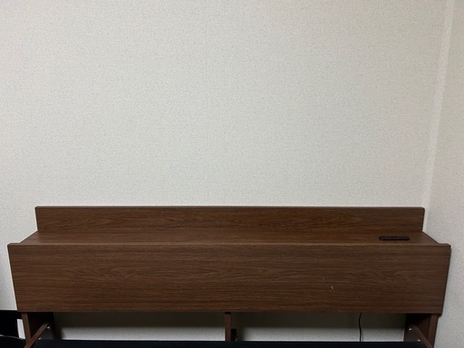 ベッド　ダブルベッド　LOWYA 収納付き