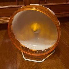 ハムスター用品('ω'`)回し車、給水器、バスハウス、餌（5分の1程）の画像
