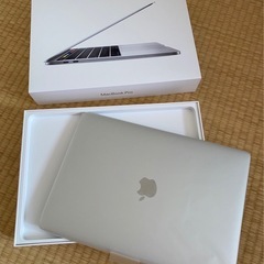 MacBook pro Retina 13.3、ほぼ新品