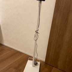 美品　ダイソン・掃除機のスタンド