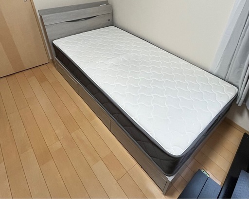 シングルベッド　マットレス付き