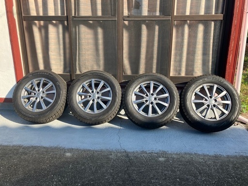 215/65-16バリ山スタッドレス　ヨコハマアイスガードIG70 9.5分山