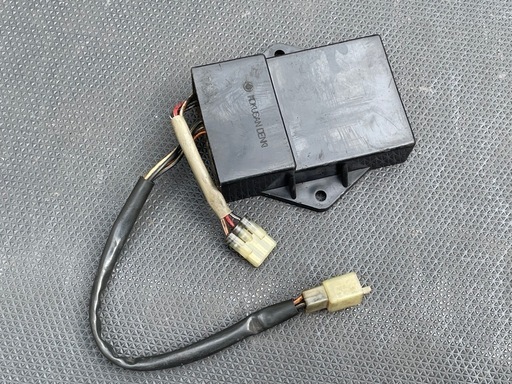 RGV250γ イグナイター　 CDI 中古パーツ　VJ22 10,764円