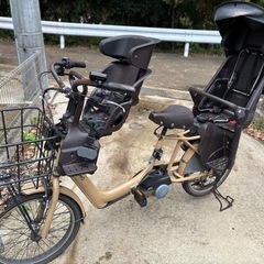 パナソニック　電動自転車３人乗り　　