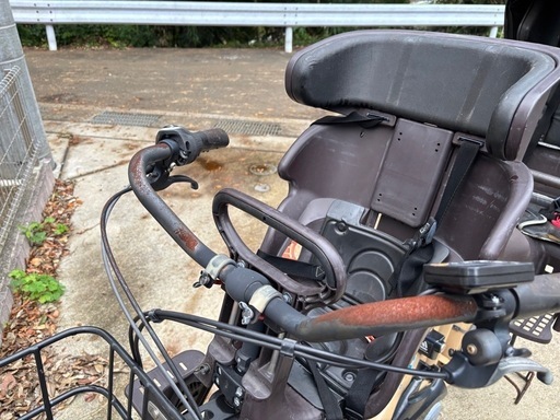 パナソニック　電動自転車３人乗り　　