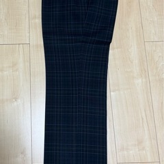 スラックスの画像