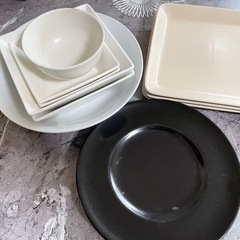 決まりました🩷明日までに購入を決めてもらえれば❗️限定★お皿色々...