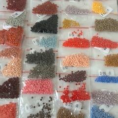 ダイヤモンドアート　ストーンの画像